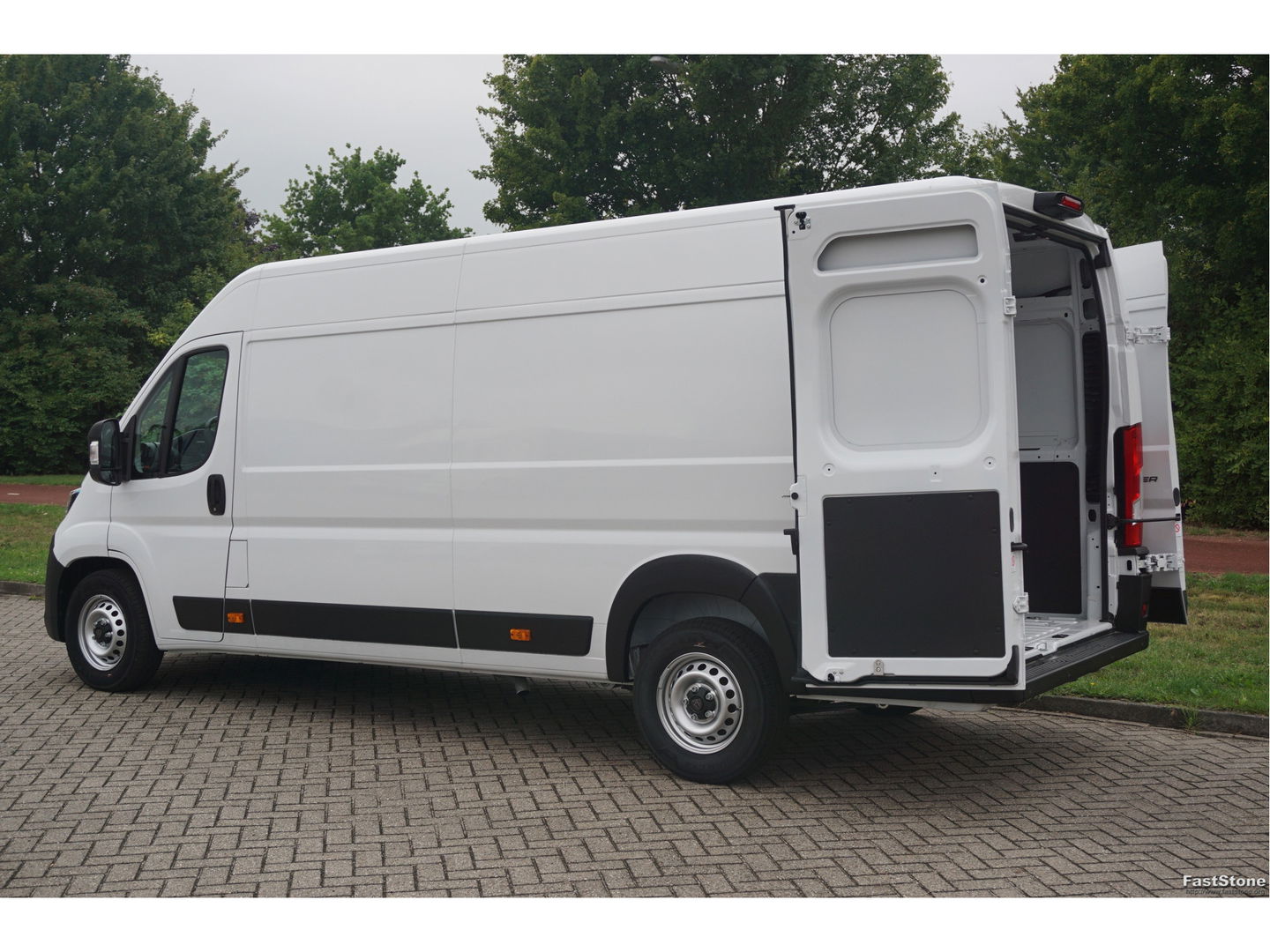 Peugeot Boxer Heavy 2.2HDI L4H2 180PK BPM VRIJ!! Cruise, Airco, Camera 3.0T Trekgewicht!! Nr. 400