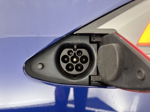 Tesla Model X Performance Ludicrous [ 3-Fase ] Aut. *PANO-WINDOW | AUTO-PILOT | LUXURY-LEATHER | SURROUND-VIEW | NAVI-FULLMAP | FULL-LED | AIR-SUSPENSION | DIGI-COCKPIT | KEYLESS | CAMERA | DAB+ | HEATED-COMFORT-SEATS | TOWBAR | 22''ALU*