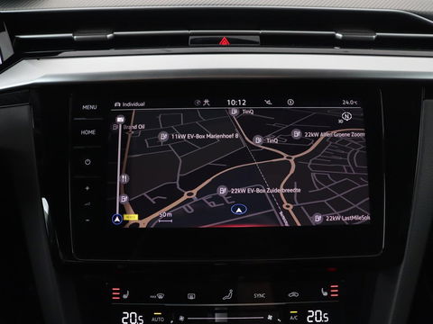 Volkswagen Arteon Shooting Brake 2.0 TSI R-Line Business+ | Panoramadak | Head-Up | Leder | Harman/Kardon | Massage | Matrix LED | Stoelverwarming | Trekhaak | Adaptive cruise
