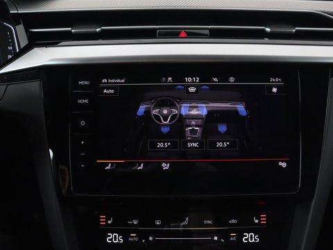 Volkswagen Arteon Shooting Brake 2.0 TSI R-Line Business+ | Panoramadak | Head-Up | Leder | Harman/Kardon | Massage | Matrix LED | Stoelverwarming | Trekhaak | Adaptive cruise