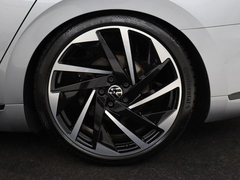 Volkswagen Arteon Shooting Brake 2.0 TSI R-Line Business+ | Panoramadak | Head-Up | Leder | Harman/Kardon | Massage | Matrix LED | Stoelverwarming | Trekhaak | Adaptive cruise