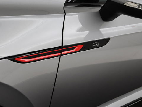 Volkswagen Arteon Shooting Brake 2.0 TSI R-Line Business+ | Panoramadak | Head-Up | Leder | Harman/Kardon | Massage | Matrix LED | Stoelverwarming | Trekhaak | Adaptive cruise