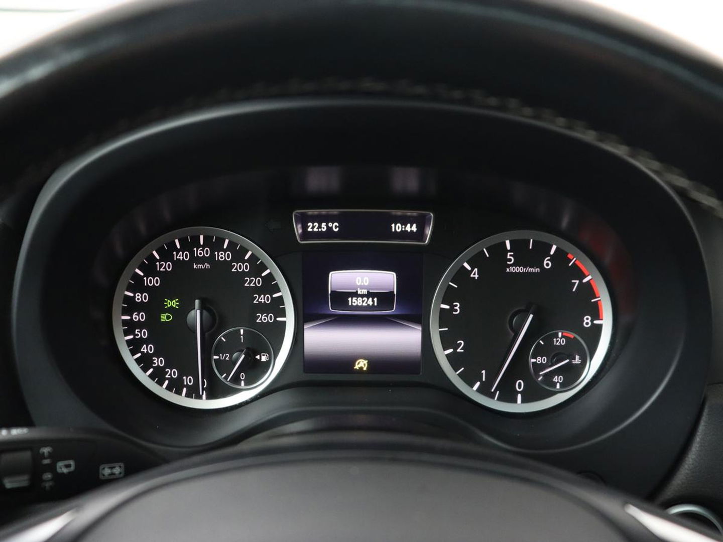 Infiniti Q30 1.6t Business Executive | Panoramadak | Leder | Stoelverwarming | Trekhaak | Navigatie | Climate control | Cruise control