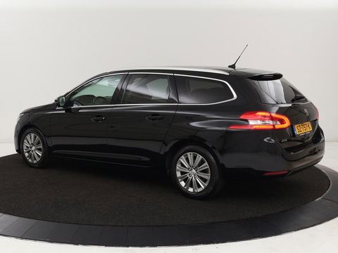 Peugeot 308 1.6 BlueHDI Premium | Automaat | Panoramadak | Leder | Camera | Carplay | Navigatie | Climate control | Parkeerhulp | Cruise control