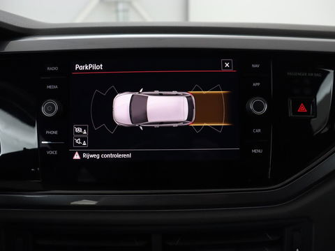 Volkswagen Polo 2.0 TSI GTI | Stoelverwarming | Full LED | Virtual Cockpit | Adaptive cruise | Navigatie | Climate control | Parkeerhulp