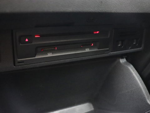 Volkswagen Polo 2.0 TSI GTI | Stoelverwarming | Full LED | Virtual Cockpit | Adaptive cruise | Navigatie | Climate control | Parkeerhulp