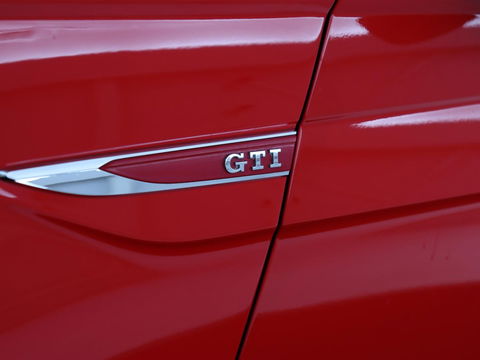 Volkswagen Polo 2.0 TSI GTI | Stoelverwarming | Full LED | Virtual Cockpit | Adaptive cruise | Navigatie | Climate control | Parkeerhulp