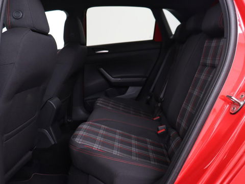 Volkswagen Polo 2.0 TSI GTI | Stoelverwarming | Full LED | Virtual Cockpit | Adaptive cruise | Navigatie | Climate control | Parkeerhulp