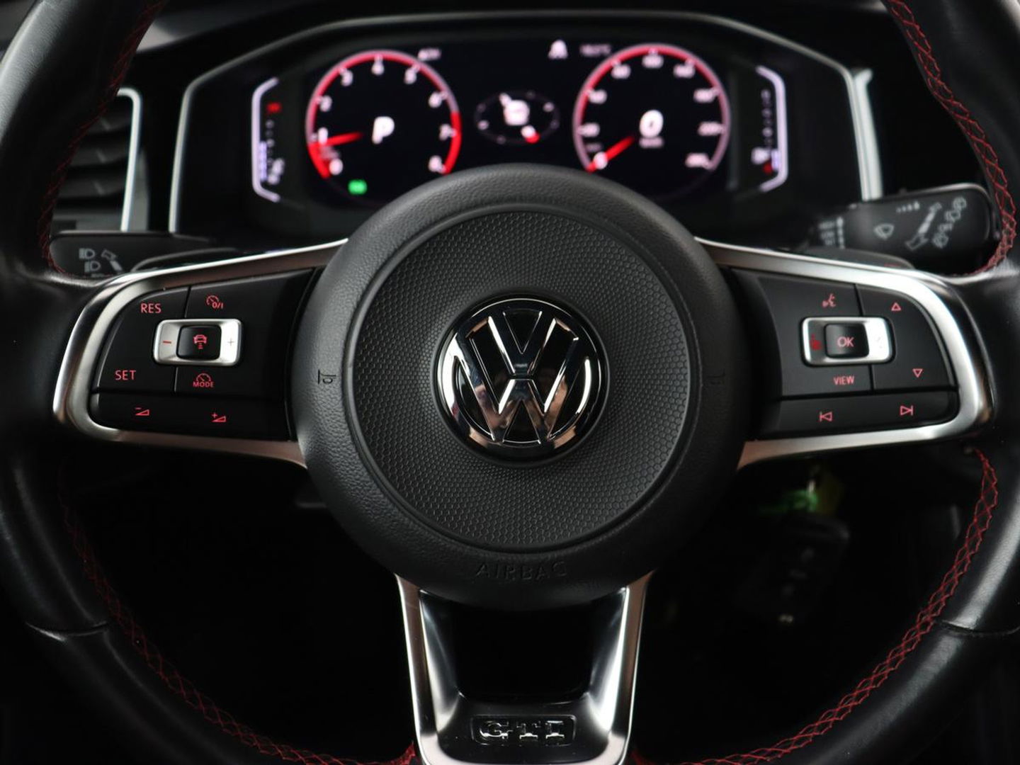 Volkswagen Polo 2.0 TSI GTI | Stoelverwarming | Full LED | Virtual Cockpit | Adaptive cruise | Navigatie | Climate control | Parkeerhulp