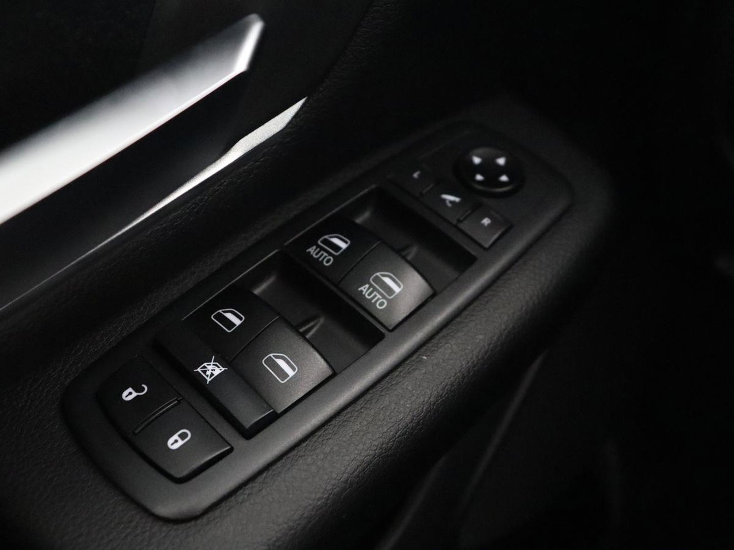 Dodge Ram 1500 5.7 V8 4x4 Crew Cab Big Horn | LPG | Panoramadak | Leder | Stoel & stuurverwarming | Trekhaak | Camera | Carplay | Navigatie | Full LED