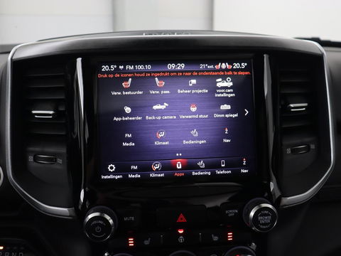 Dodge Ram 1500 5.7 V8 4x4 Crew Cab Big Horn | LPG | Panoramadak | Leder | Stoel & stuurverwarming | Trekhaak | Camera | Carplay | Navigatie | Full LED