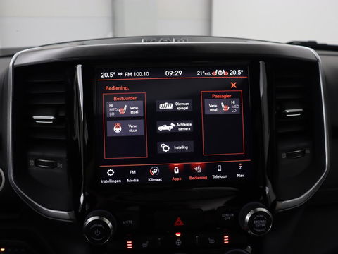 Dodge Ram 1500 5.7 V8 4x4 Crew Cab Big Horn | LPG | Panoramadak | Leder | Stoel & stuurverwarming | Trekhaak | Camera | Carplay | Navigatie | Full LED