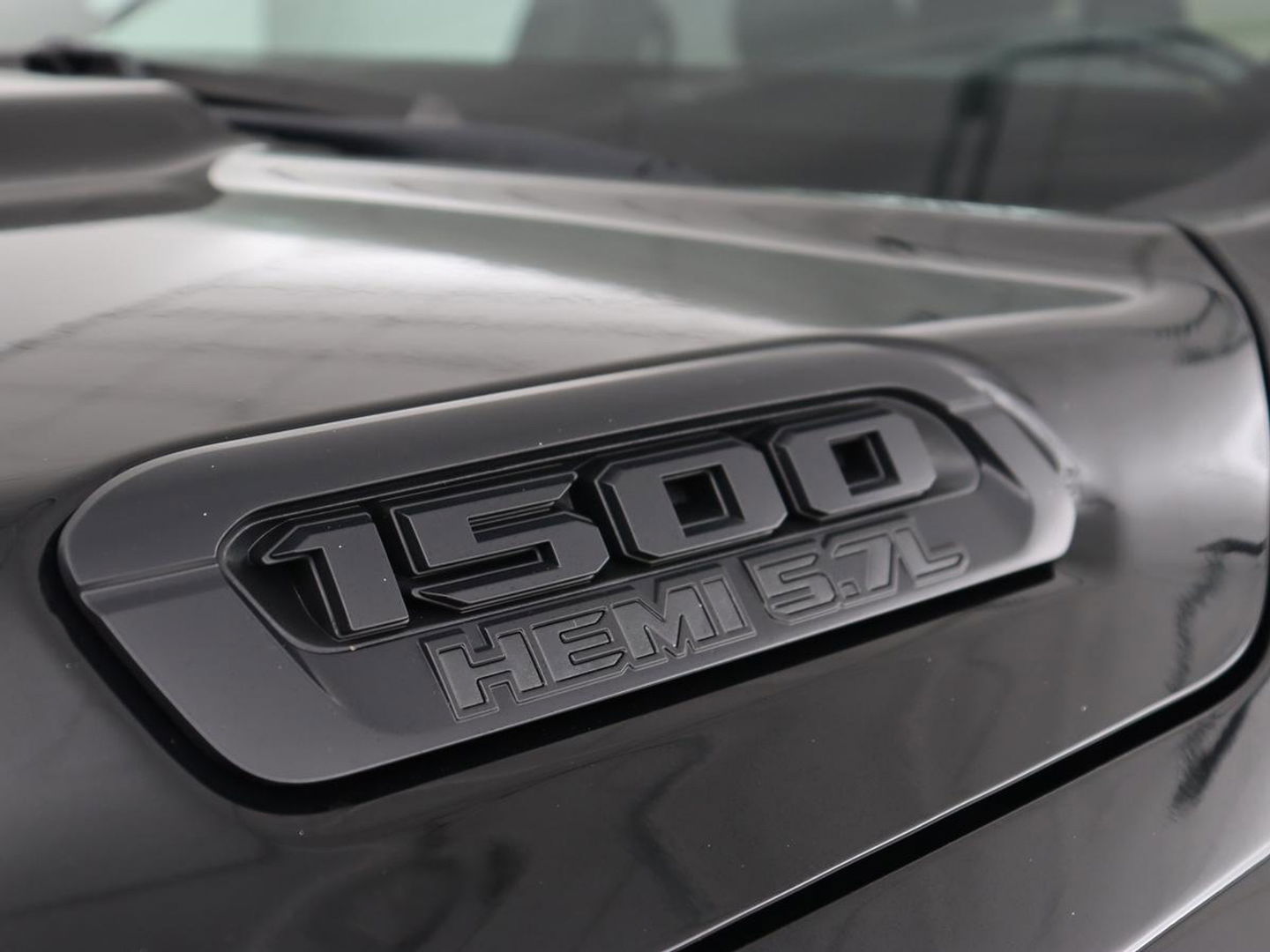 Dodge Ram 1500 5.7 V8 4x4 Crew Cab Big Horn | LPG | Panoramadak | Leder | Stoel & stuurverwarming | Trekhaak | Camera | Carplay | Navigatie | Full LED