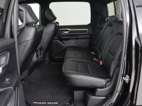 Dodge Ram 1500 5.7 V8 4x4 Crew Cab Big Horn | LPG | Panoramadak | Leder | Stoel & stuurverwarming | Trekhaak | Camera | Carplay | Navigatie | Full LED