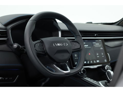 Lynk & Co 01 1.5 | Pano | 360cam | Zwarte hemel | Adapt. Cruise | Keyless | Infinity audio
