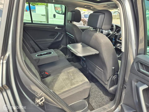 Volkswagen Tiguan 1.5 TSI Pano, Massage, Trekhaak, E-Klep