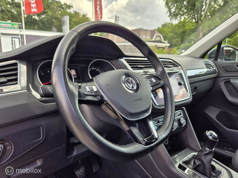 Volkswagen Tiguan 1.5 TSI Pano, Massage, Trekhaak, E-Klep