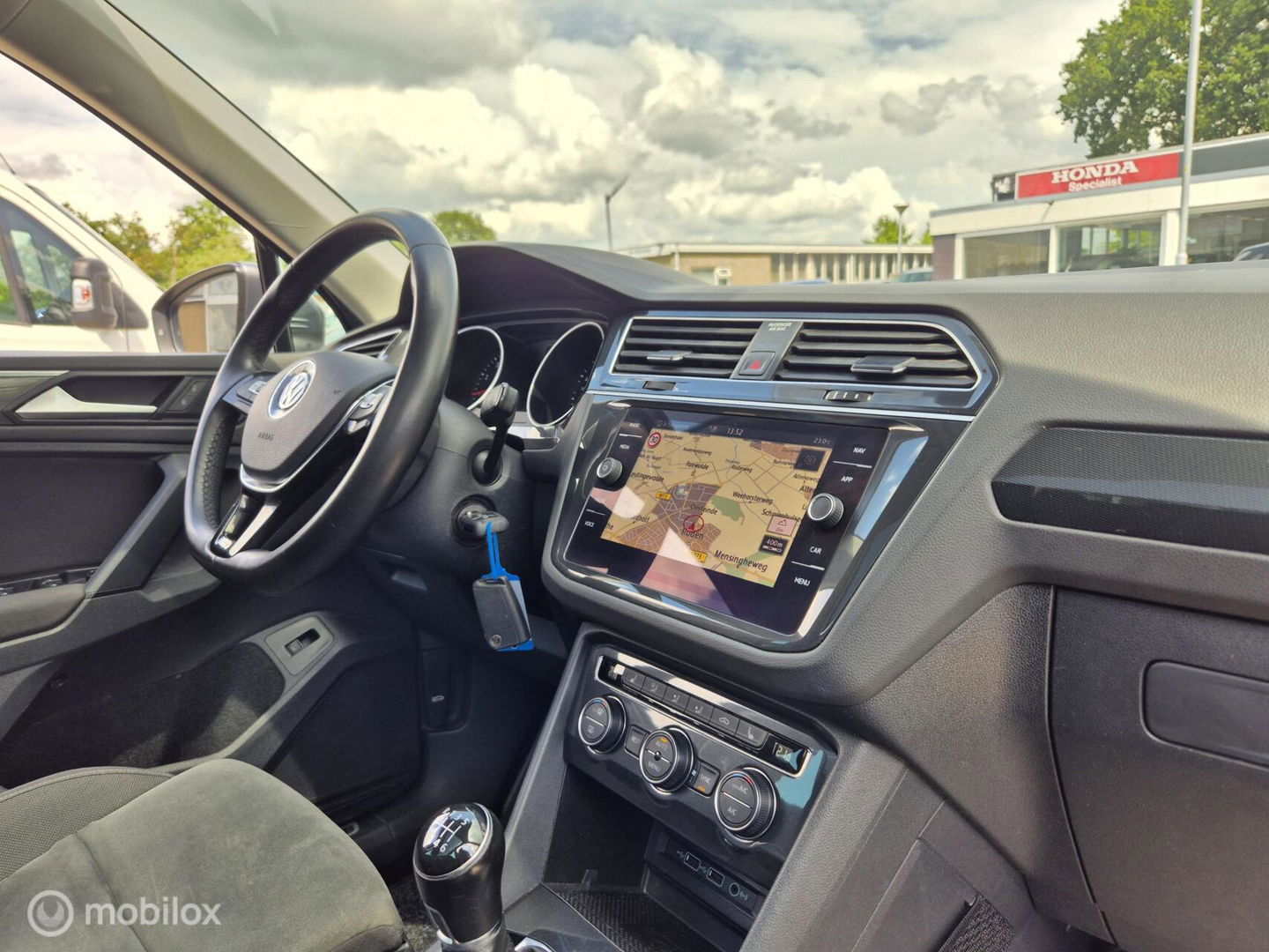 Volkswagen Tiguan 1.5 TSI Pano, Massage, Trekhaak, E-Klep