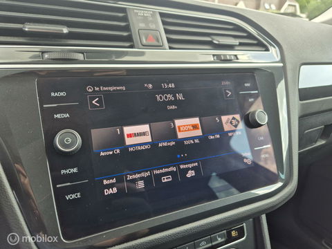 Volkswagen Tiguan 1.5 TSI Pano, Massage, Trekhaak, E-Klep