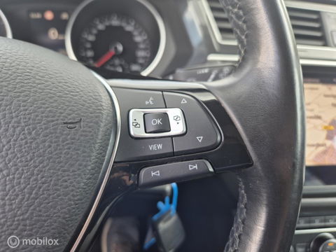 Volkswagen Tiguan 1.5 TSI Pano, Massage, Trekhaak, E-Klep