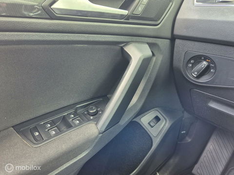 Volkswagen Tiguan 1.5 TSI Pano, Massage, Trekhaak, E-Klep