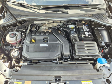 Volkswagen Tiguan 1.5 TSI Pano, Massage, Trekhaak, E-Klep