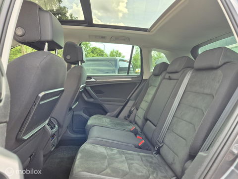 Volkswagen Tiguan 1.5 TSI Pano, Massage, Trekhaak, E-Klep