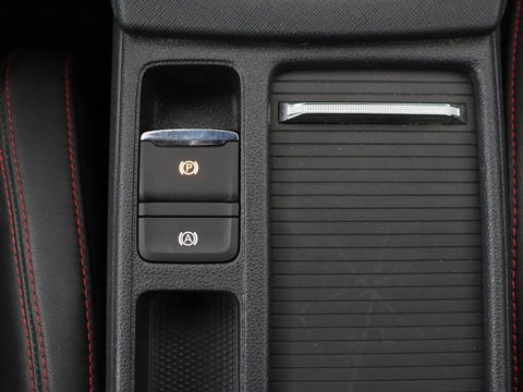 Škoda Octavia Skoda Octavia 1.4 TSI RS iV PHEV | Panoramadak | Head-Up | Stoel & stuurverwarming | Adaptive cruise | Standkachel | Matrix LED  | Camera | Memory | Virtual Cockpit | Side Assist | Achterbankverwarming