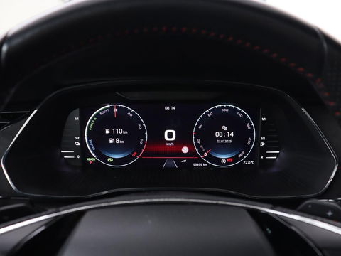 Škoda Octavia Skoda Octavia 1.4 TSI RS iV PHEV | Panoramadak | Head-Up | Stoel & stuurverwarming | Adaptive cruise | Standkachel | Matrix LED  | Camera | Memory | Virtual Cockpit | Side Assist | Achterbankverwarming