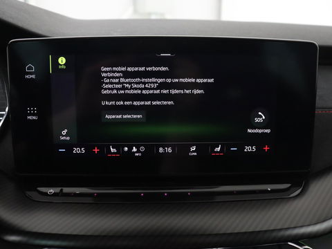 Škoda Octavia Skoda Octavia 1.4 TSI RS iV PHEV | Panoramadak | Head-Up | Stoel & stuurverwarming | Adaptive cruise | Standkachel | Matrix LED  | Camera | Memory | Virtual Cockpit | Side Assist | Achterbankverwarming
