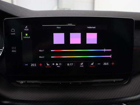 Škoda Octavia Skoda Octavia 1.4 TSI RS iV PHEV | Panoramadak | Head-Up | Stoel & stuurverwarming | Adaptive cruise | Standkachel | Matrix LED  | Camera | Memory | Virtual Cockpit | Side Assist | Achterbankverwarming