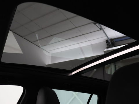 Škoda Octavia Skoda Octavia 1.4 TSI RS iV PHEV | Panoramadak | Head-Up | Stoel & stuurverwarming | Adaptive cruise | Standkachel | Matrix LED  | Camera | Memory | Virtual Cockpit | Side Assist | Achterbankverwarming