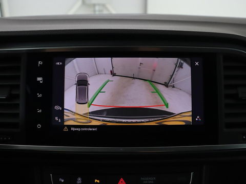 SEAT Ateca 1.5 TSI Style Intens | Stoelverwarming | Trekhaak | Camera | Carplay | Navigatie | Verwarmde voorruit | Full LED | DAB | Climate control