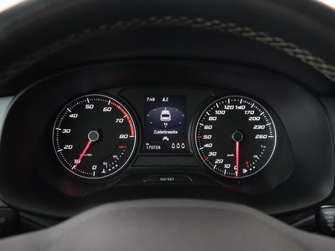 SEAT Ateca 1.5 TSI Style Intens | Stoelverwarming | Trekhaak | Camera | Carplay | Navigatie | Verwarmde voorruit | Full LED | DAB | Climate control