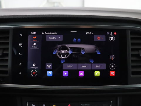 SEAT Ateca 1.5 TSI Style Intens | Stoelverwarming | Trekhaak | Camera | Carplay | Navigatie | Verwarmde voorruit | Full LED | DAB | Climate control