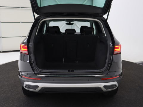 SEAT Ateca 1.5 TSI Style Intens | Stoelverwarming | Trekhaak | Camera | Carplay | Navigatie | Verwarmde voorruit | Full LED | DAB | Climate control