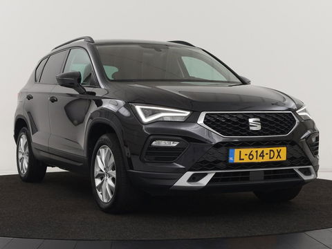 SEAT Ateca 1.5 TSI Style Intens | Stoelverwarming | Trekhaak | Camera | Carplay | Navigatie | Verwarmde voorruit | Full LED | DAB | Climate control