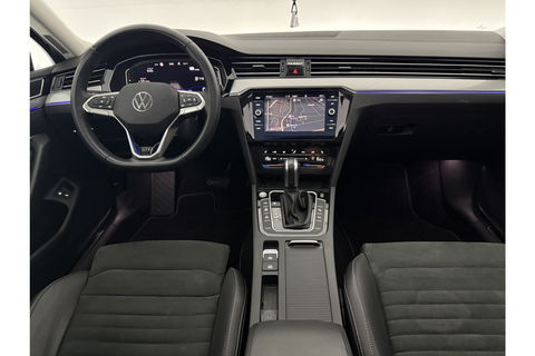 Volkswagen Passat Variant 1.4 TSI PHEV GTE 231PK Pano LED Sfeerverl. Trekhaak Camera Virtual Carplay ACC Clima Navi PDC 17''LMV