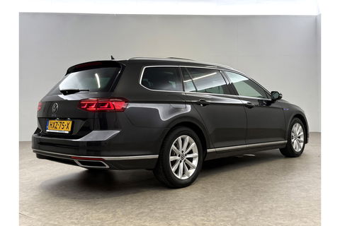 Volkswagen Passat Variant 1.4 TSI PHEV GTE 231PK Pano LED Sfeerverl. Trekhaak Camera Virtual Carplay ACC Clima Navi PDC 17''LMV