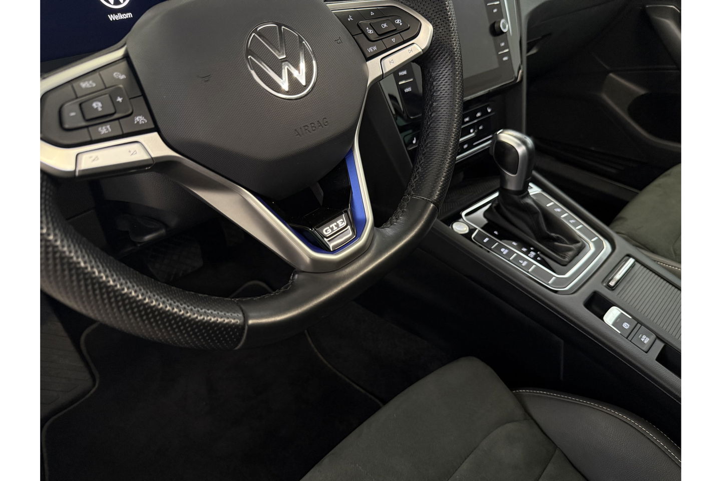 Volkswagen Passat Variant 1.4 TSI PHEV GTE 231PK Pano LED Sfeerverl. Trekhaak Camera Virtual Carplay ACC Clima Navi PDC 17''LMV