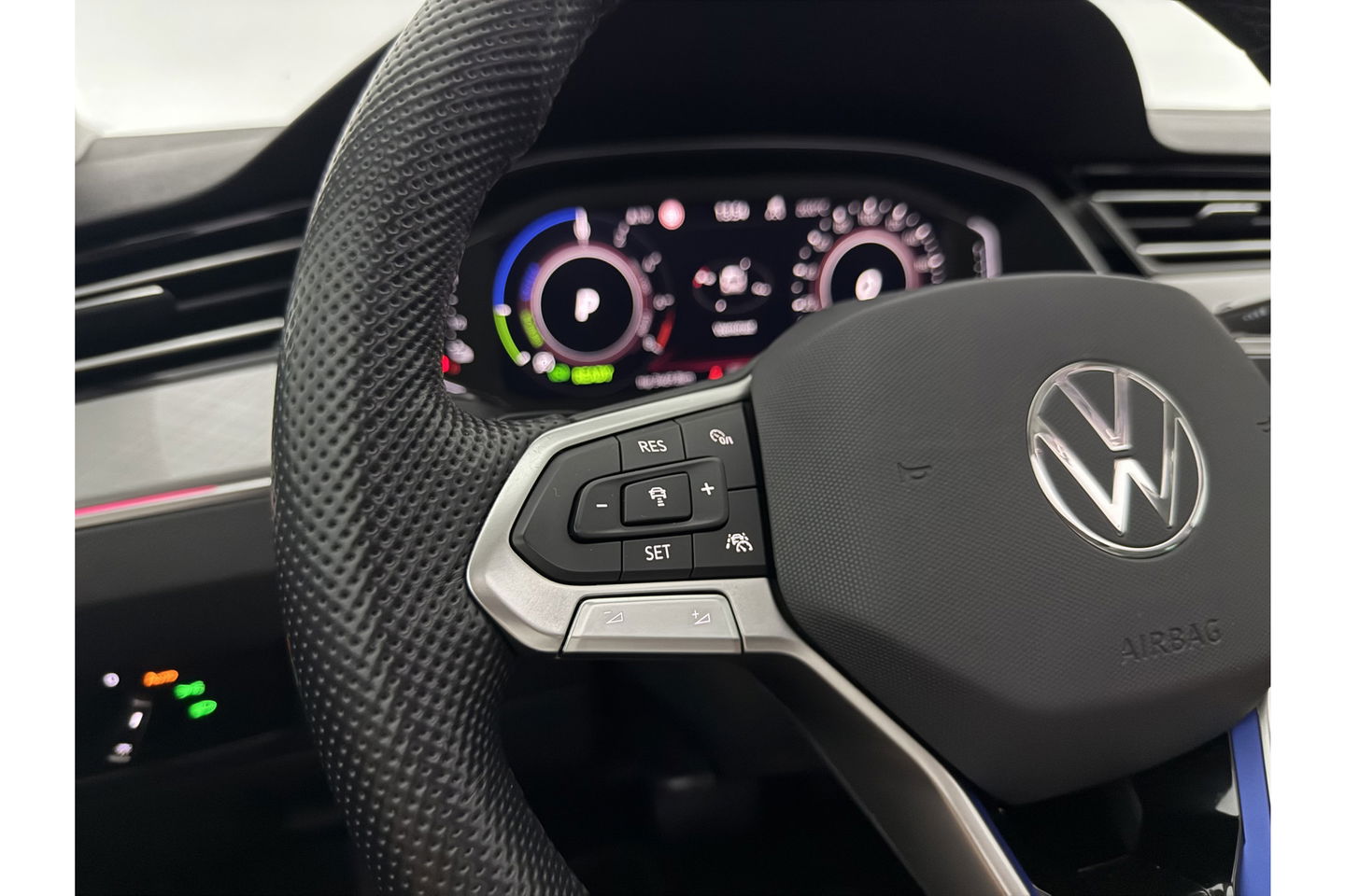 Volkswagen Passat Variant 1.4 TSI PHEV GTE 231PK Pano LED Sfeerverl. Trekhaak Camera Virtual Carplay ACC Clima Navi PDC 17''LMV