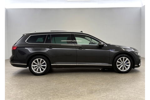 Volkswagen Passat Variant 1.4 TSI PHEV GTE 231PK Pano LED Sfeerverl. Trekhaak Camera Virtual Carplay ACC Clima Navi PDC 17''LMV