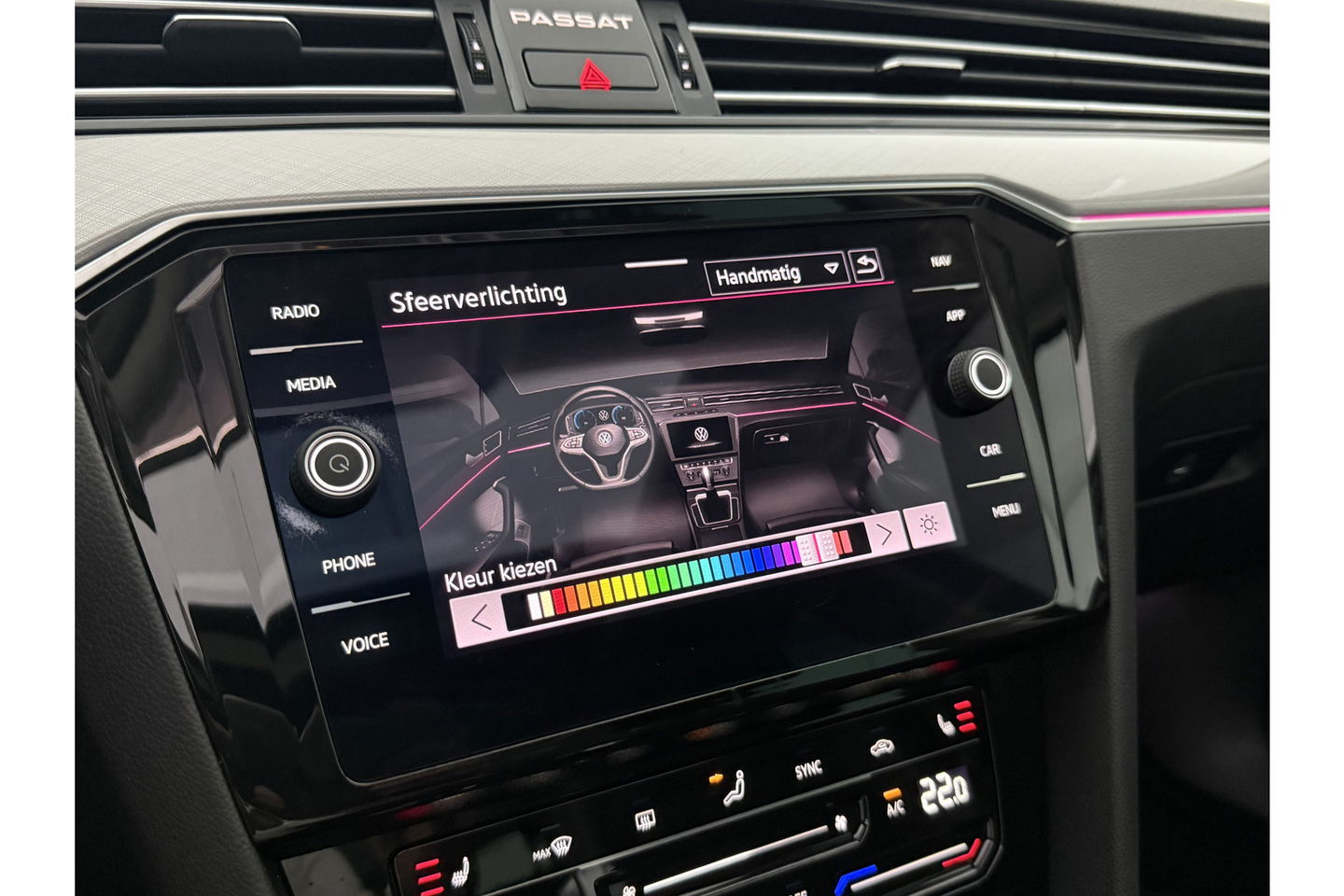 Volkswagen Passat Variant 1.4 TSI PHEV GTE 231PK Pano LED Sfeerverl. Trekhaak Camera Virtual Carplay ACC Clima Navi PDC 17''LMV