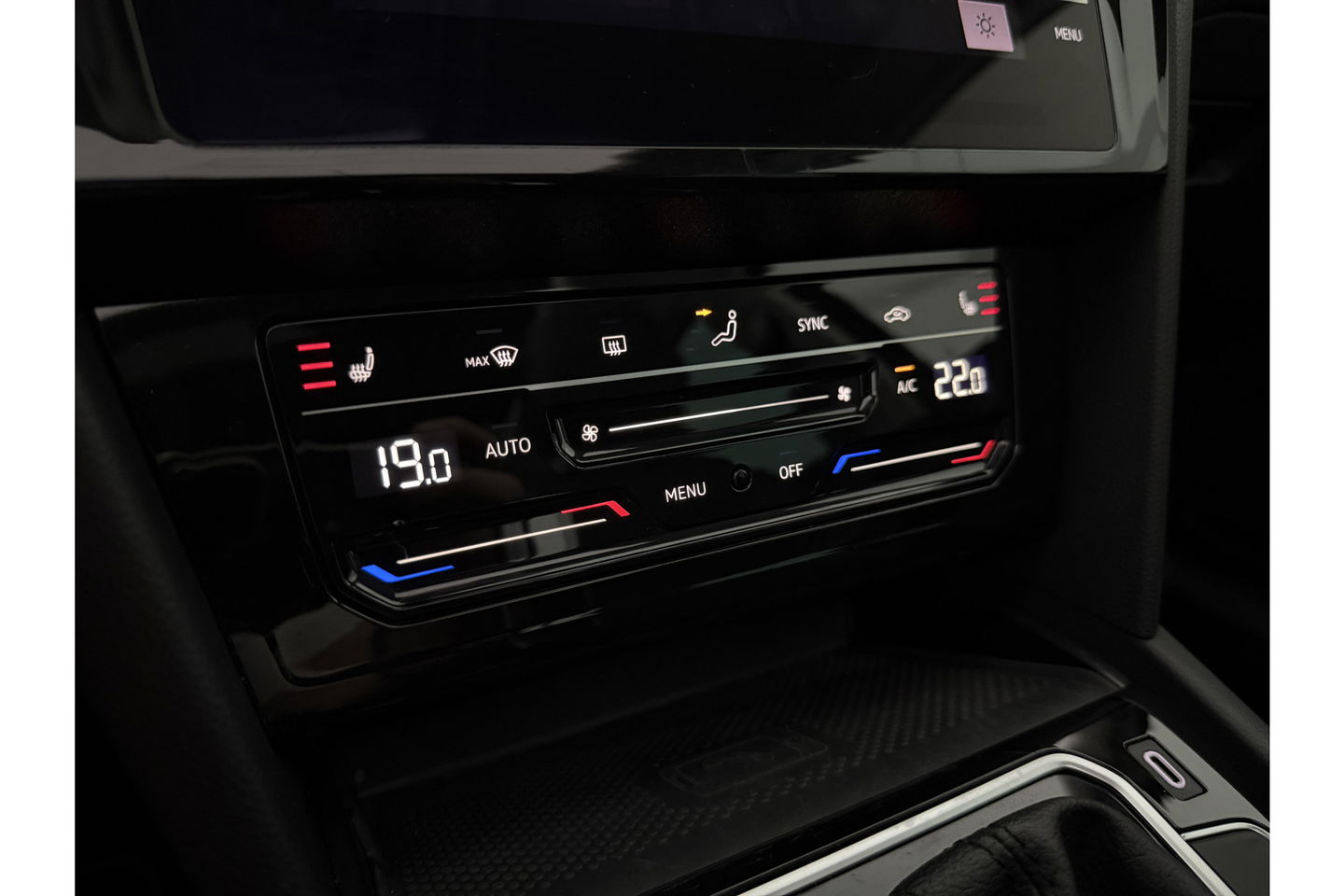 Volkswagen Passat Variant 1.4 TSI PHEV GTE 231PK Pano LED Sfeerverl. Trekhaak Camera Virtual Carplay ACC Clima Navi PDC 17''LMV