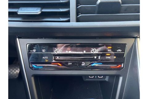 Volkswagen Taigo 1.0 TSI STYLE AUTOMAAT CARPLAY AIRCO PDC LMV CRUISECONTROL