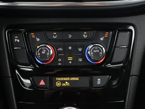 Opel Mokka X 1.4 Turbo Innovation | Automaat | Stoel & stuurverwarming | Camera | BOSE Sound | Comfortstoelen | Keyless | Carplay | Navigatie