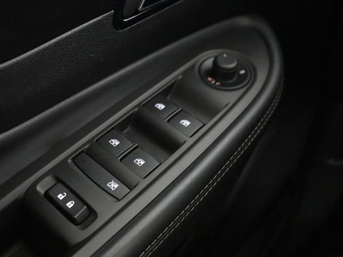 Opel Mokka X 1.4 Turbo Innovation | Automaat | Stoel & stuurverwarming | Camera | BOSE Sound | Comfortstoelen | Keyless | Carplay | Navigatie
