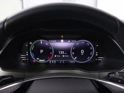 Škoda Superb 1.4 TSI iV Laurin & Klement | Stoelventilatie | Leder | Adaptive cruise | Virtual Cockpit | Massage | Canton Sound | Carplay | Achterbankverwarming | Navigatie