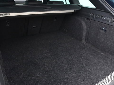 Škoda Superb 1.4 TSI iV Laurin & Klement | Stoelventilatie | Leder | Adaptive cruise | Virtual Cockpit | Massage | Canton Sound | Carplay | Achterbankverwarming | Navigatie