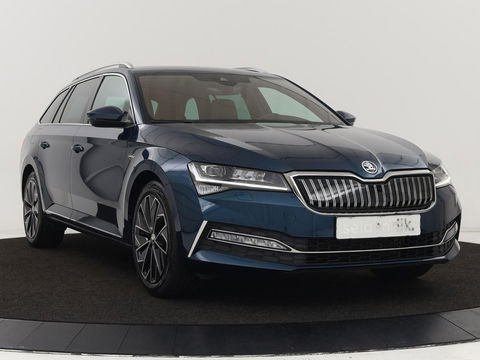 Škoda Superb 1.4 TSI iV Laurin & Klement | Stoelventilatie | Leder | Adaptive cruise | Virtual Cockpit | Massage | Canton Sound | Carplay | Achterbankverwarming | Navigatie